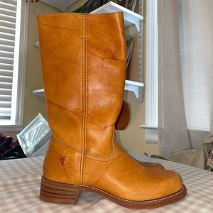 Vintage NWT Frye Campus Boots!